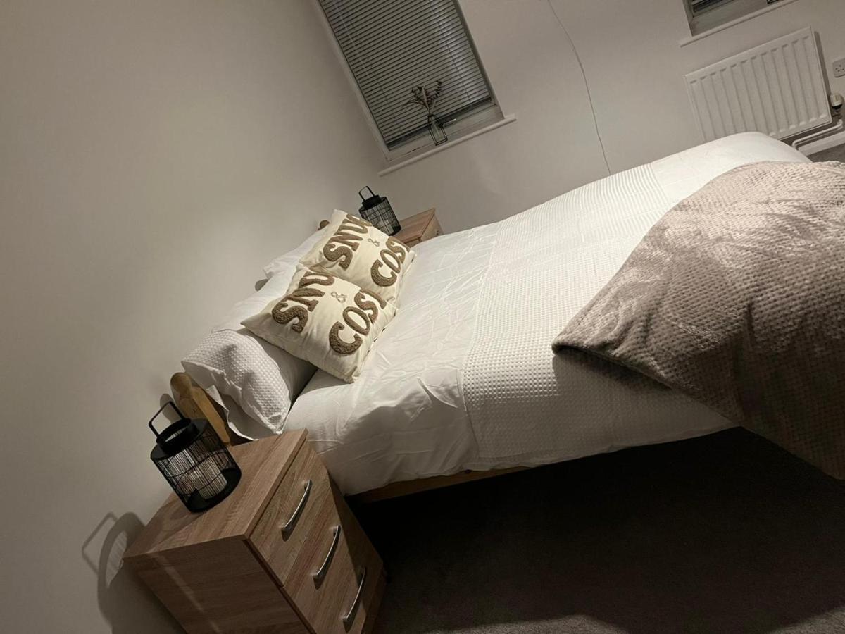 2 Bed Hengrove Villa Bristol Luaran gambar
